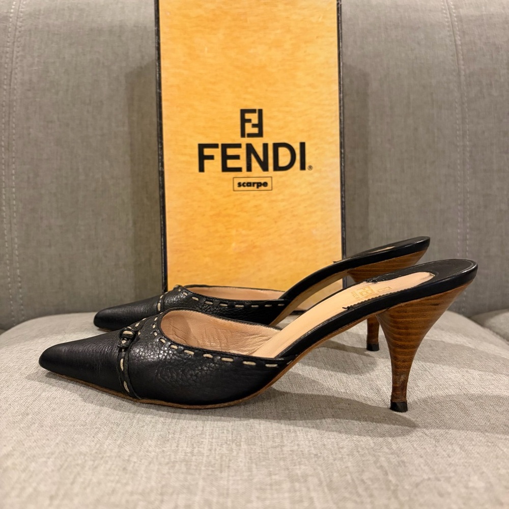 Fendi Vintage Kitten Heels - Black Leather Stitched Heels - Size 37 / 7 - Picture 7 of 10